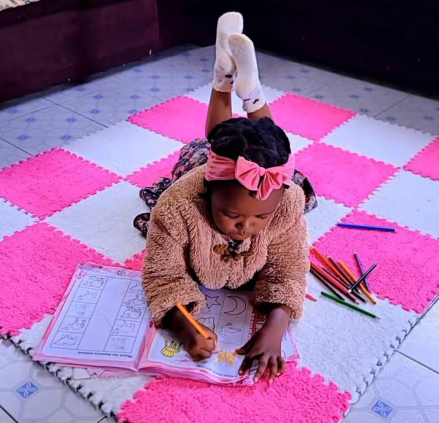 10pcs Soft & Comfortable Carpet Tiles-Perfect for Kenyan Homes